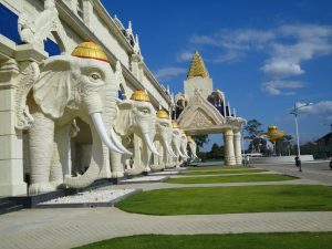 Laos – Government backs US$10bn casino resort project