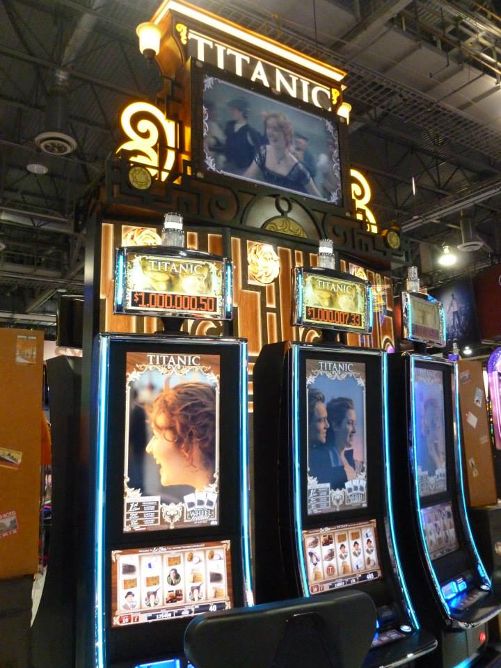 titanic slot machine locations