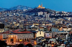France – Marseille plays musical chairs