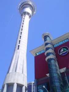 New Zealand – Auckland’s SkyCity reports chewing gum slot scam