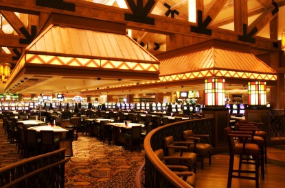 snoqualmie casino poker review