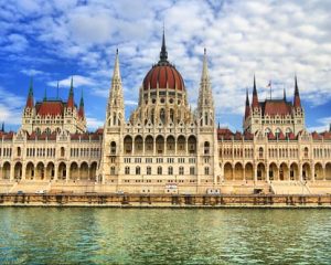 Hungary – Government nationalises online sports-betting