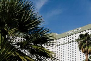 US – Monte Carlo Las Vegas continues its transformation into Park MGM