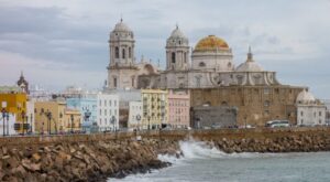 Spain – Canadian property giant looking at Cadiz for new EuroVegas project