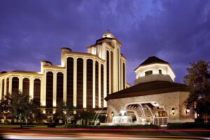 US – L’Auberge Casino  to invest $3.6m on smoking terrace with slots