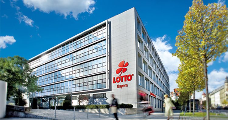 Germany – LOTTO Bayern will remain the exclusive partner of FC Augsburg for another two years