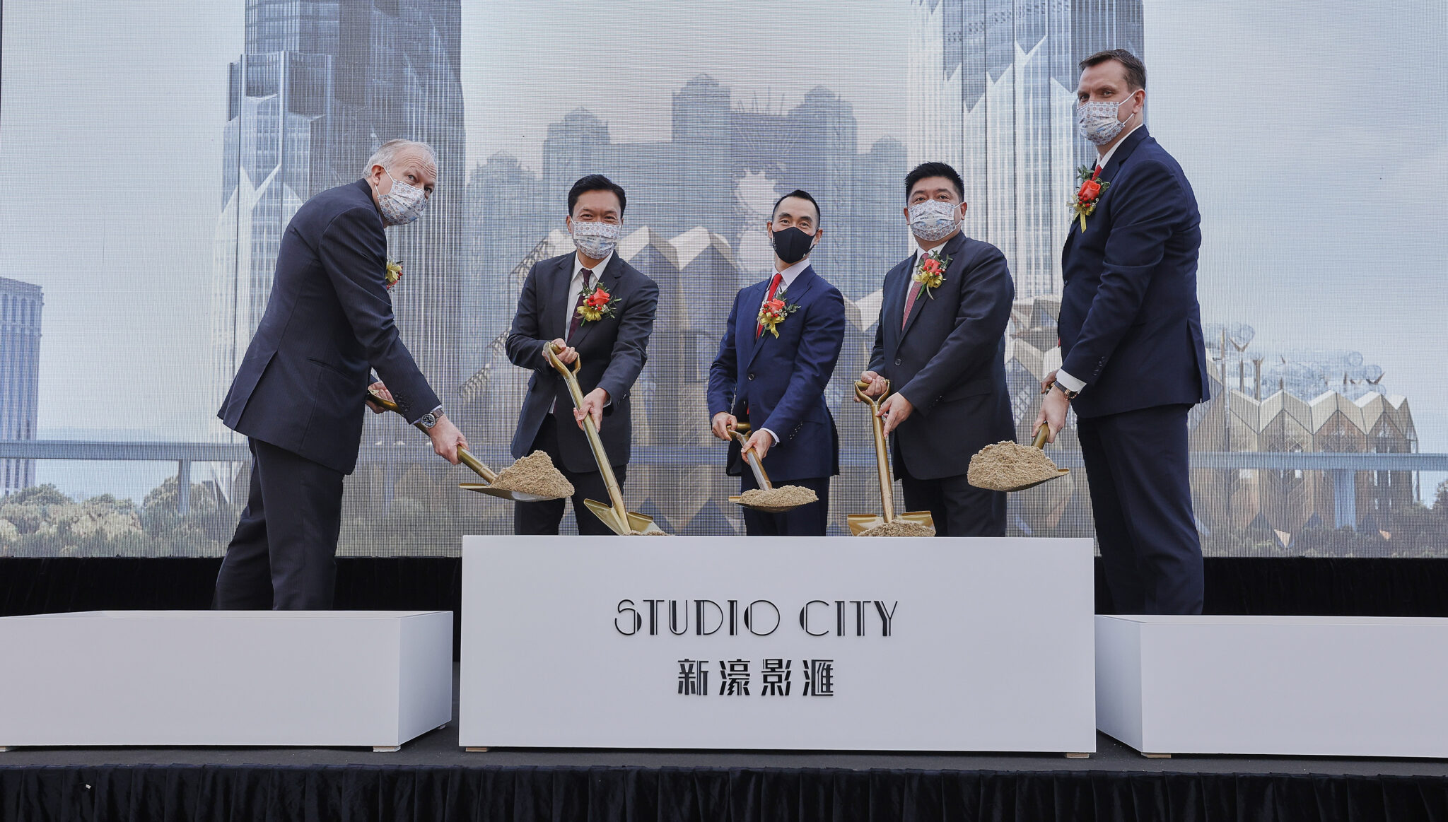 China – Melco celebrates construction milestone with Studio City Phase Two topping out ceremony