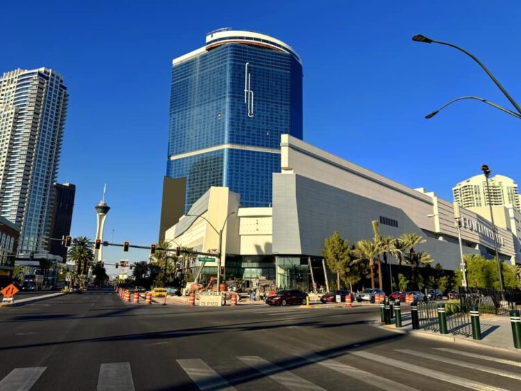 Las Vegas Strip exec buiding anew at Fontainebleau