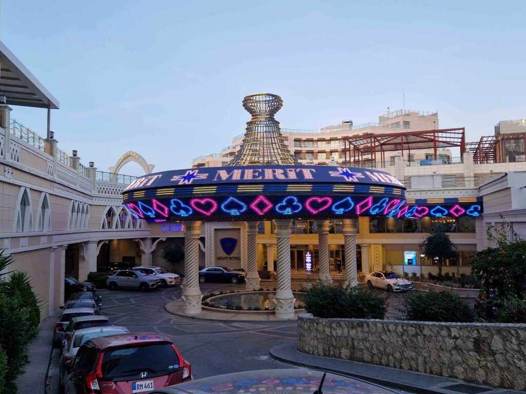 Մերիտ Ռոյալ խաղատուն