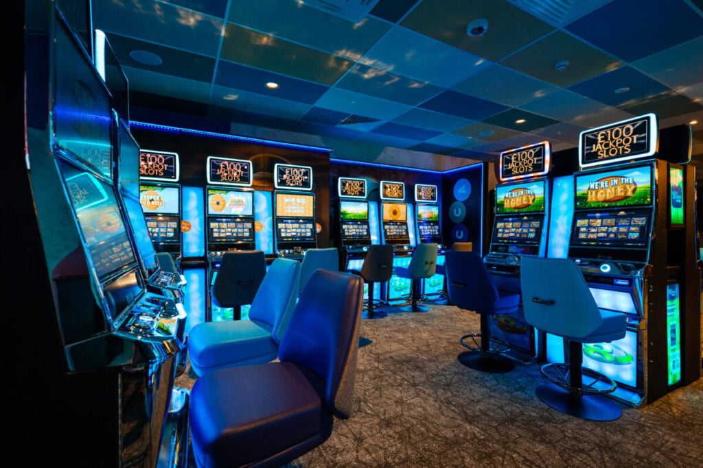 Slots in Mecca Bingo in Luton