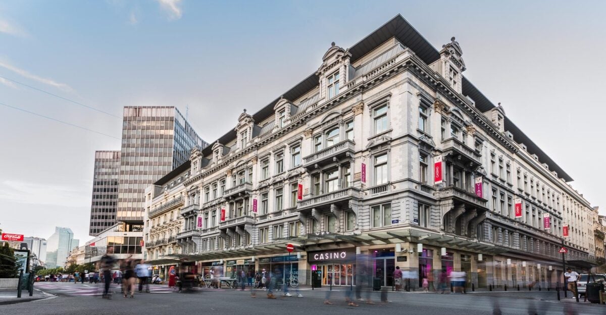 The award of the Brussels casino licence to Naopean Games has been suspended